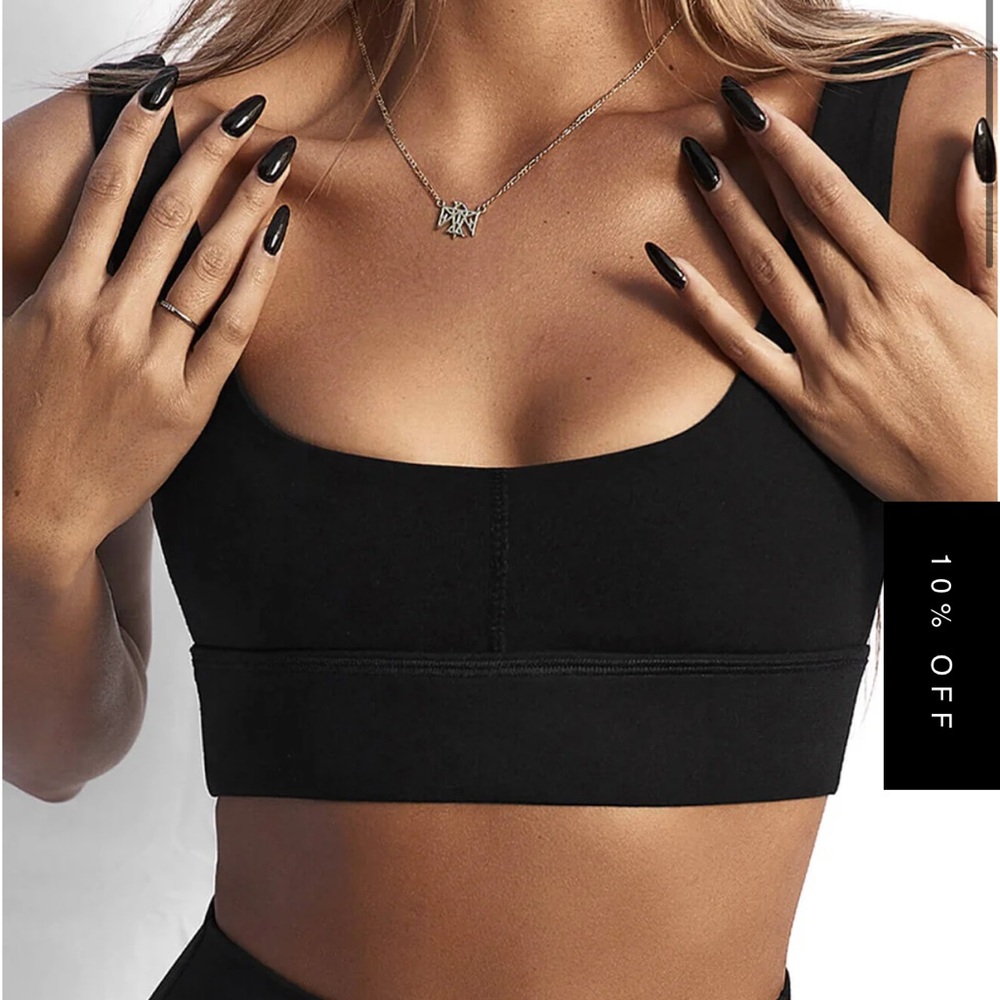 All things golden black sports bra xs like new
